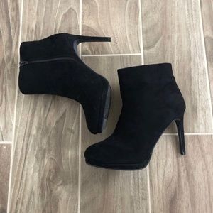 Forever 21 Black Heels Boots
